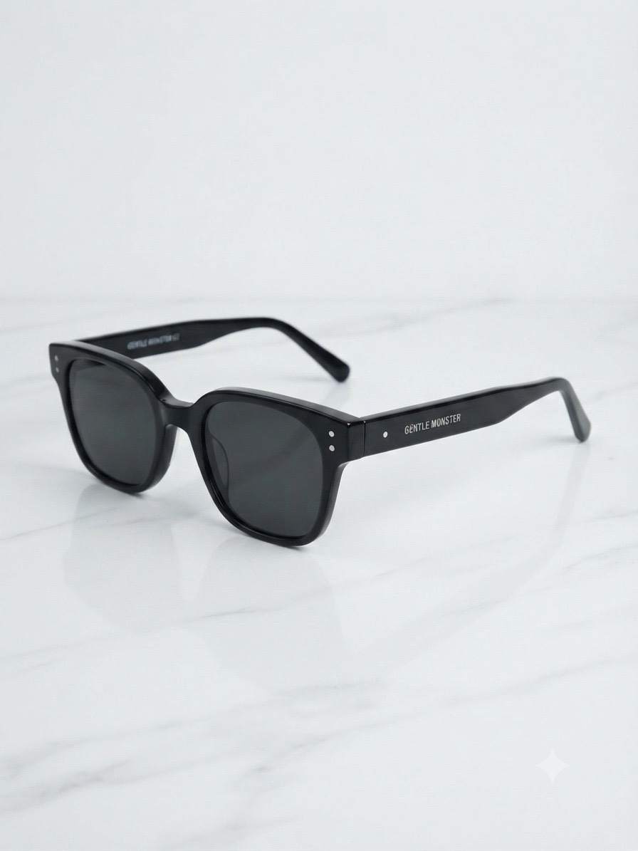 Lunettes de soleil noires classiques de la marque gentle monster