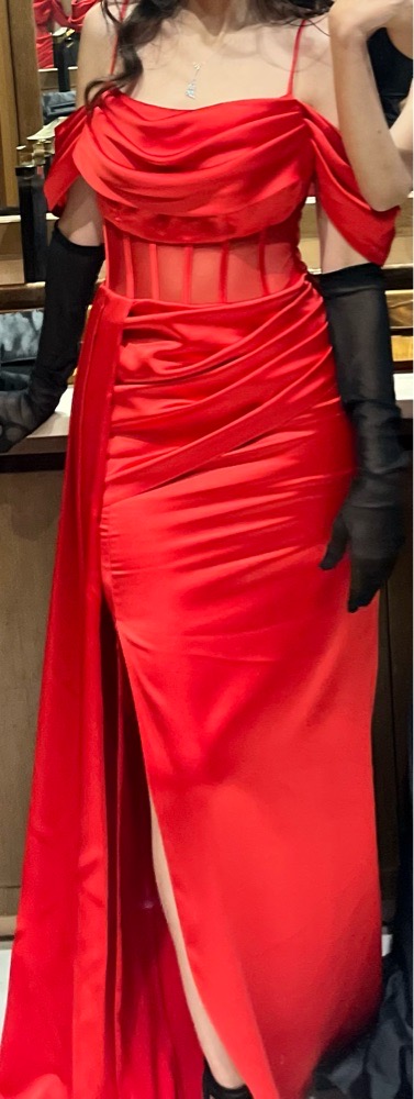 Robe Rouge Soirée