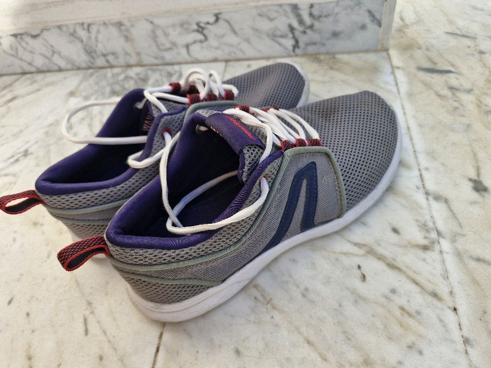 Chaussures de sport neuf