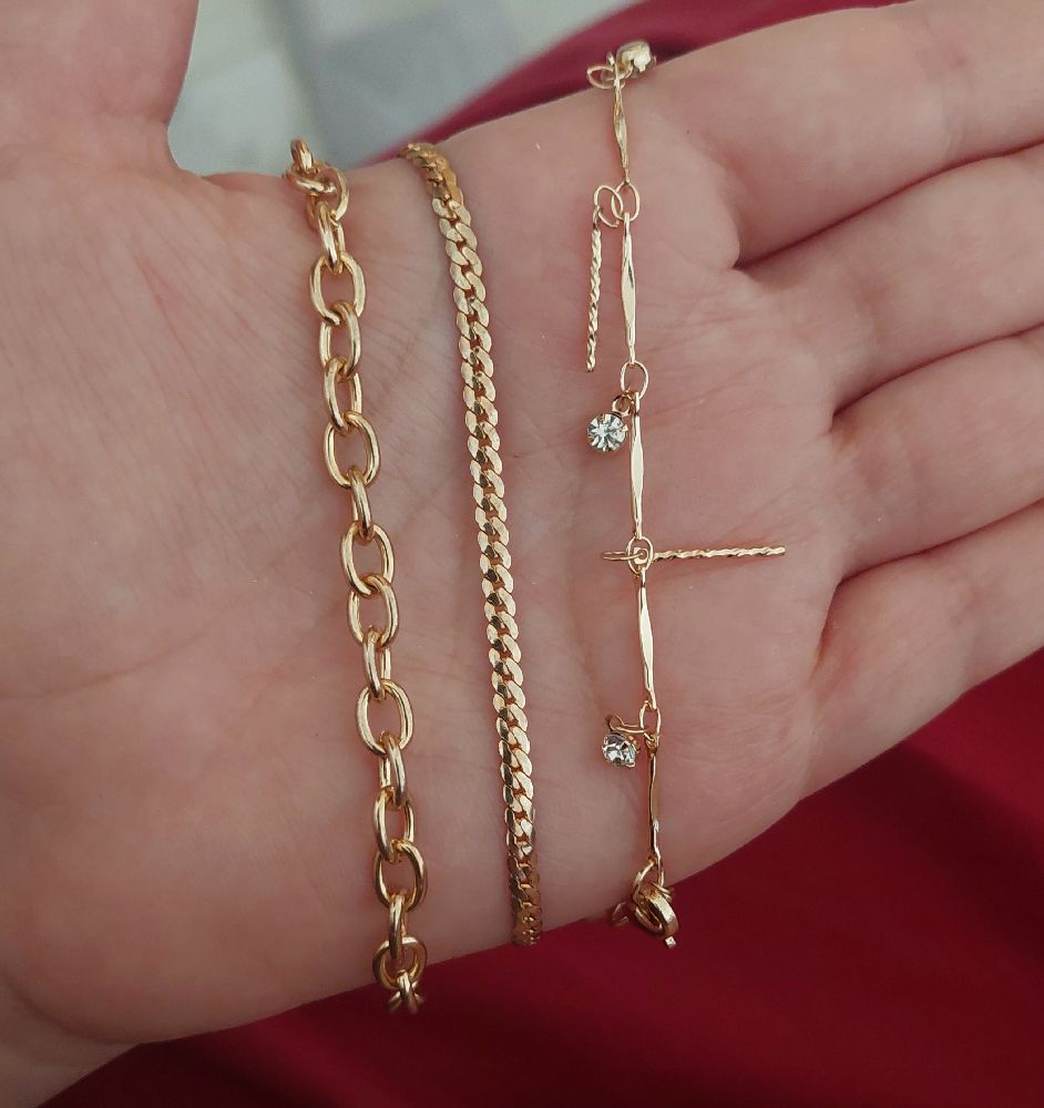 3 anklets /bracelets de cheville