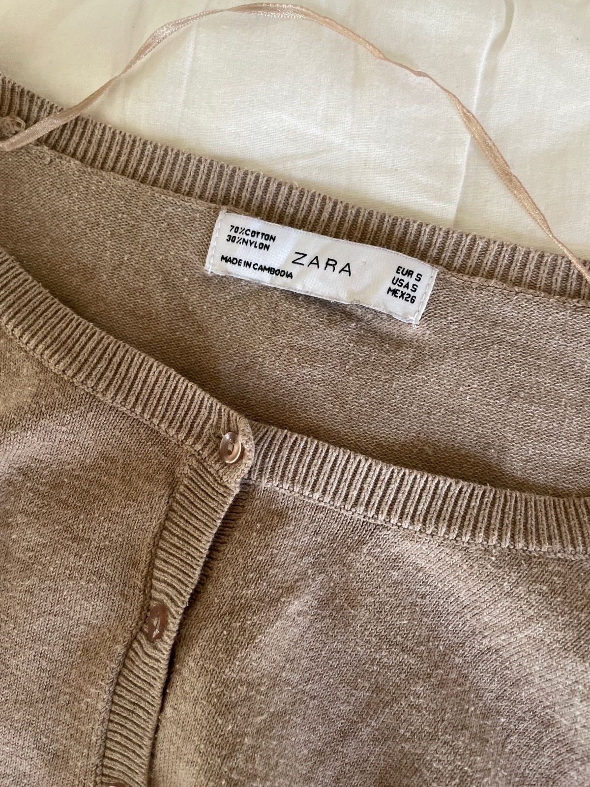 Cardigan beige zara 
