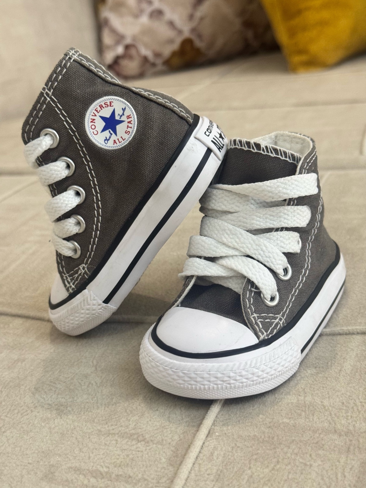 Converse