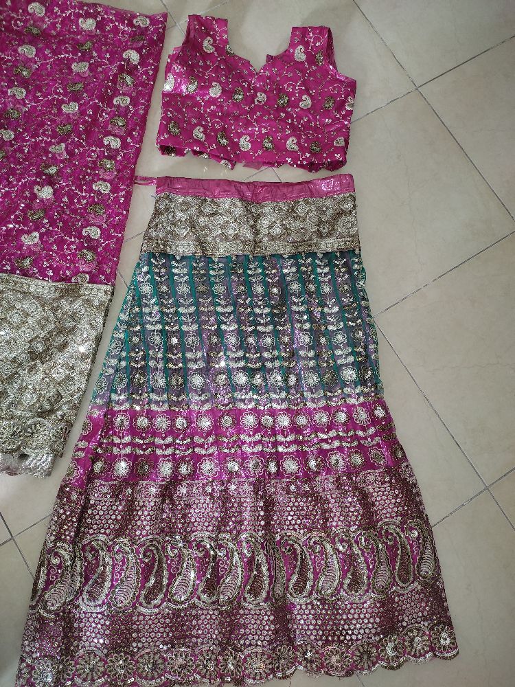 Sari neuf a vendre ❤️❤️😀