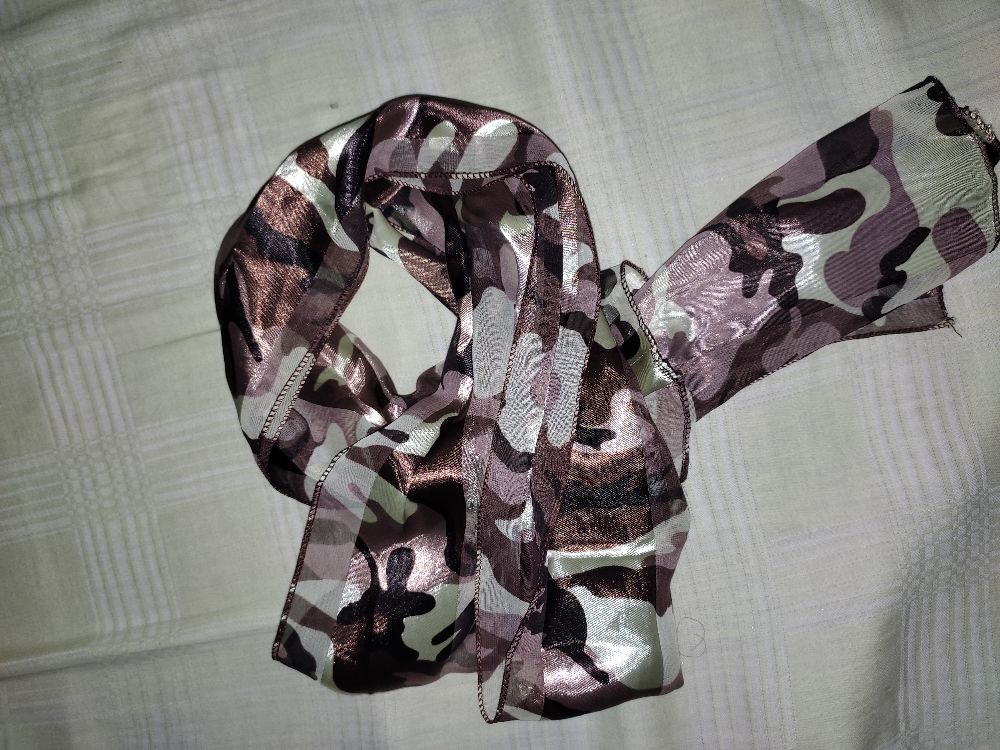 Foulard neuf