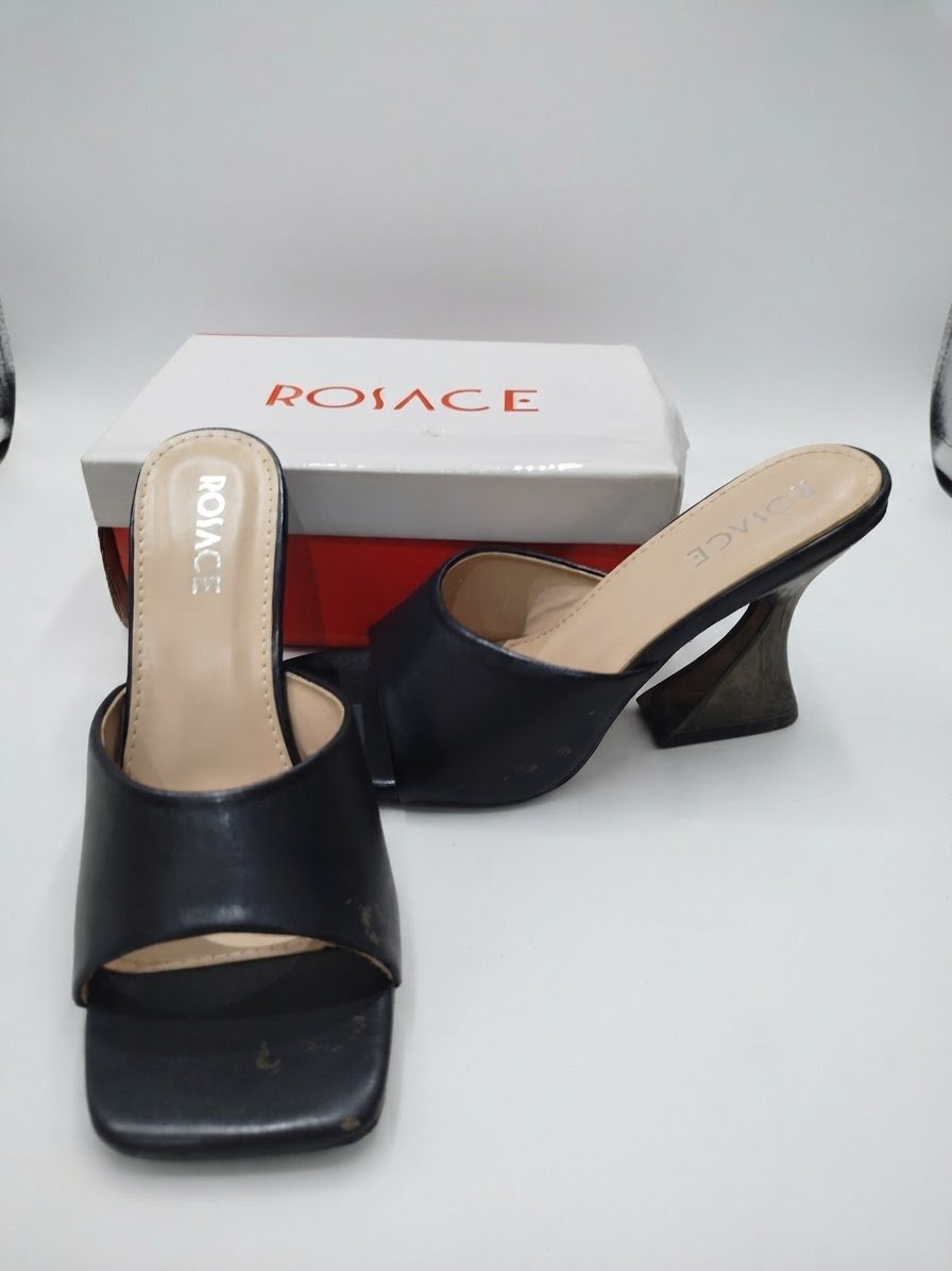 Sabot noir rosace 