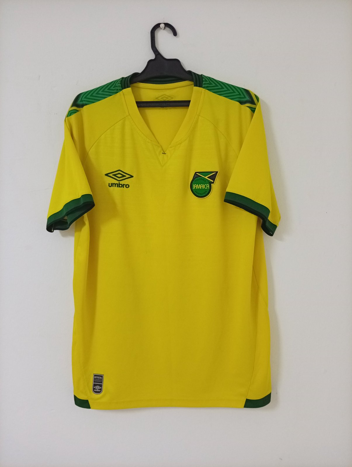 Football shirt 