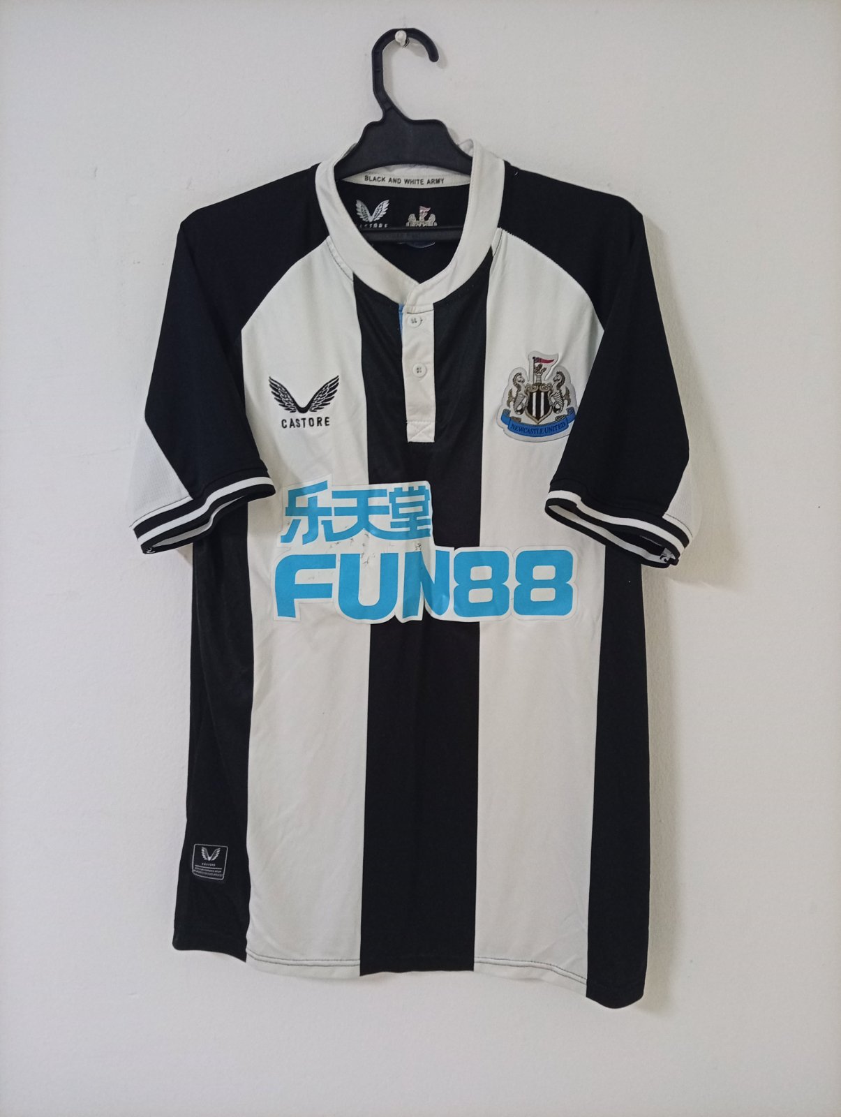 Football shirt 