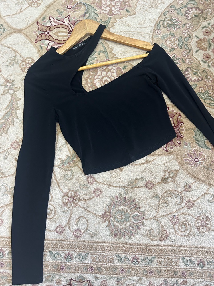 Pull noir