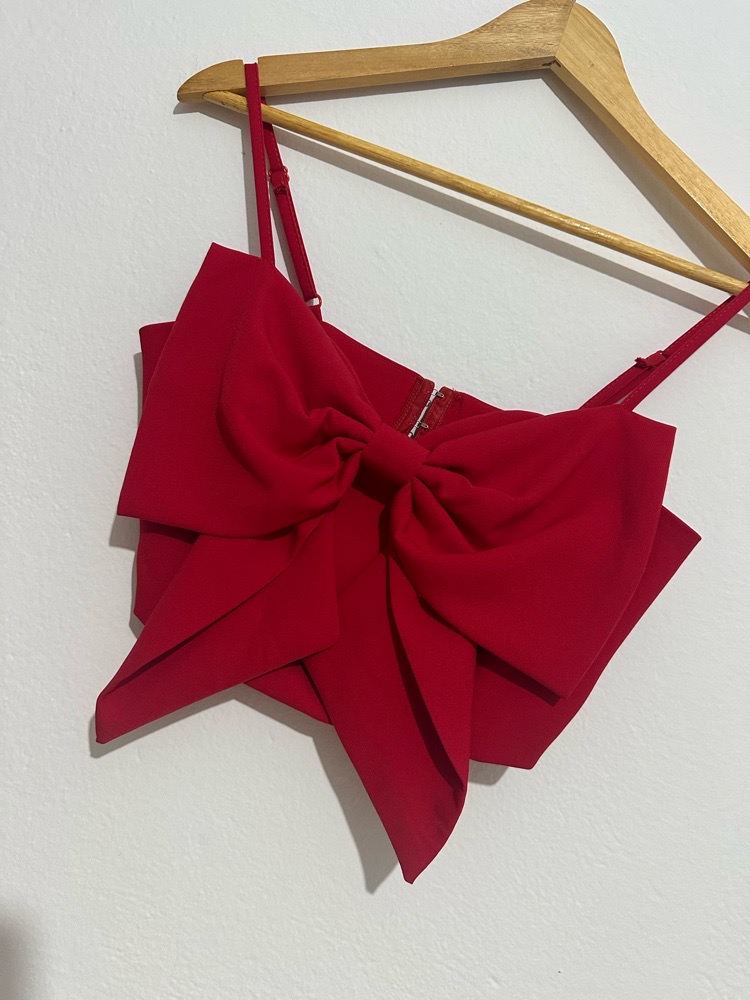 Top papillon rouge 