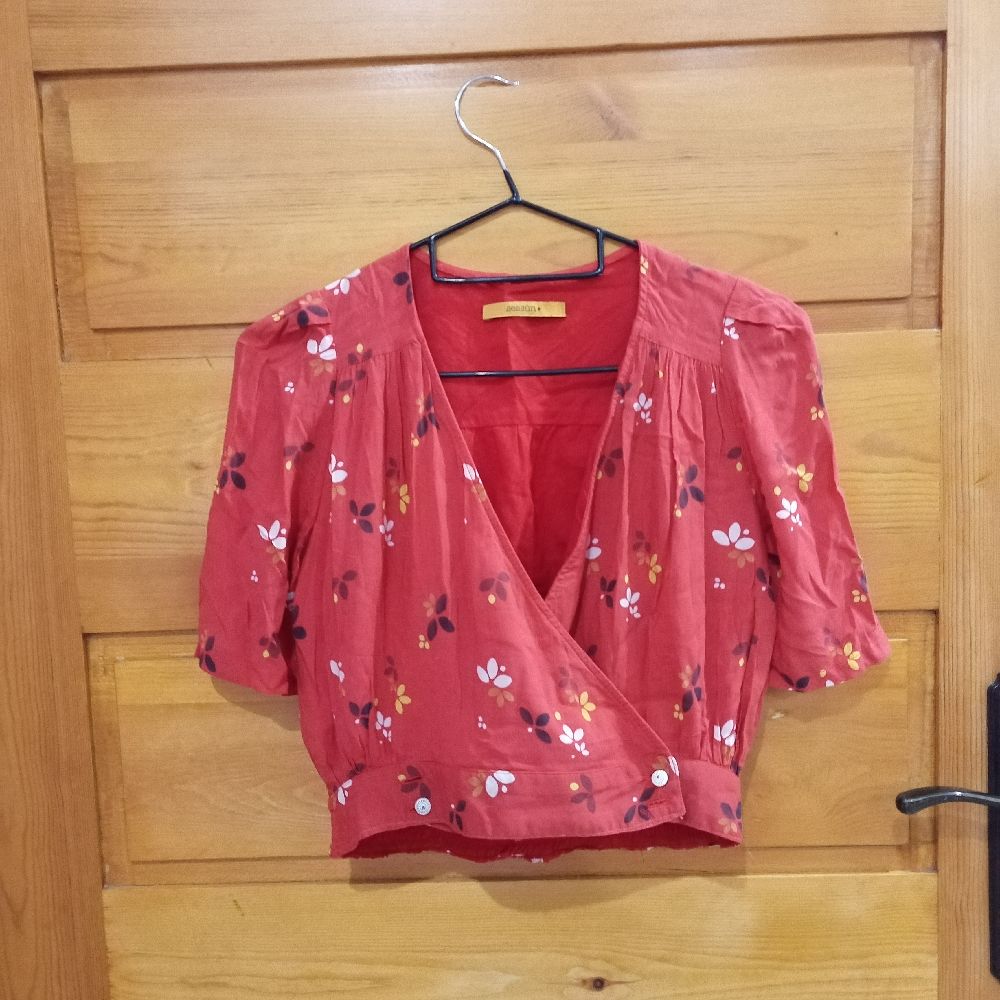 Crop top manche bouffante 