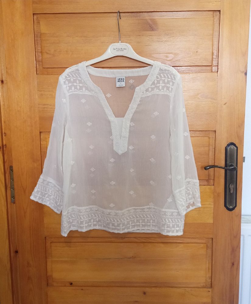 Tunique blanche avec broderie 