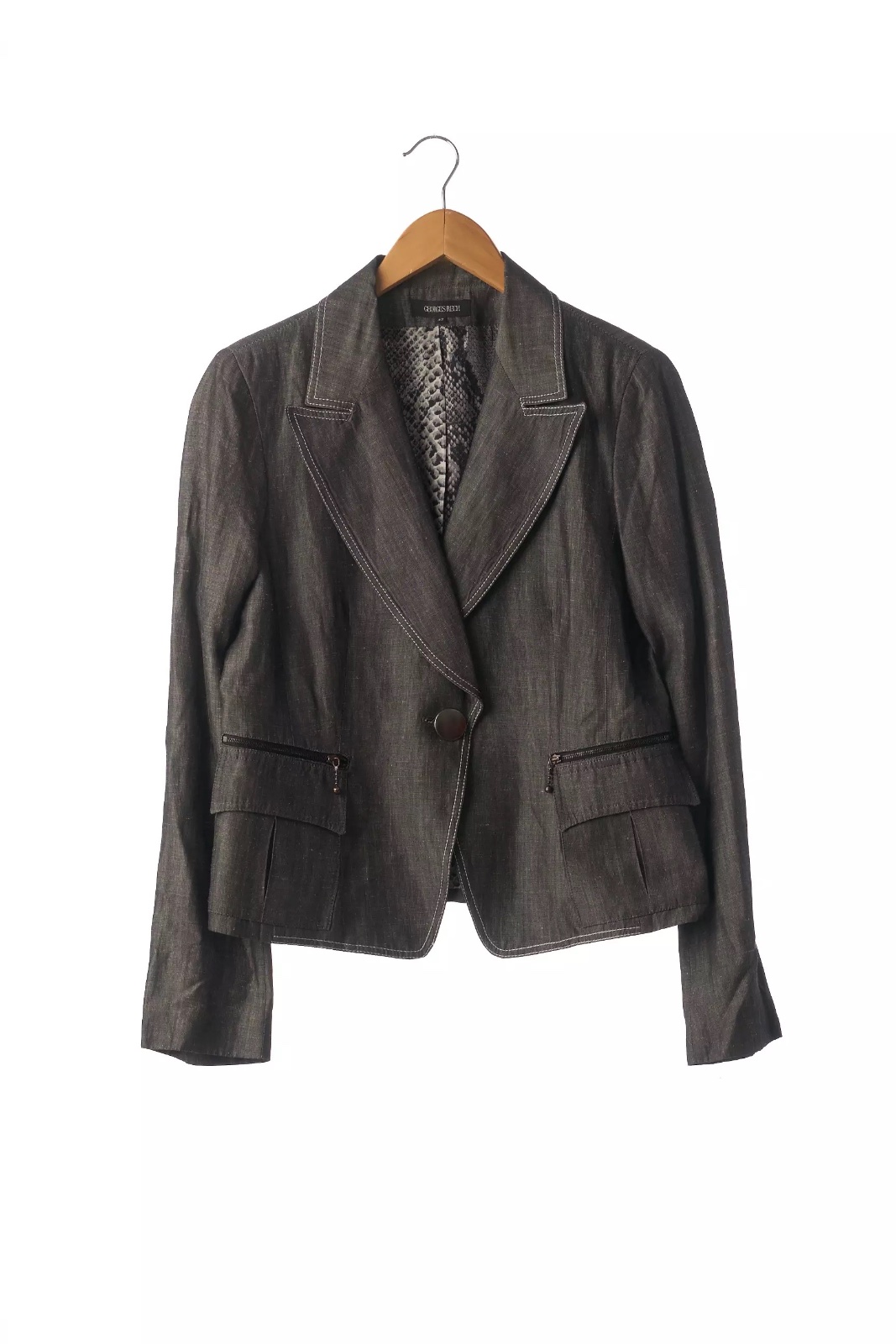 Veste taille s la derniere photo est reele 