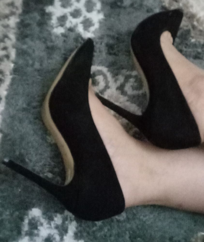Talon-aiguille daim noir 