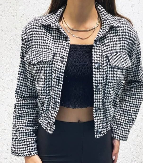 Veste courte noir blanc 