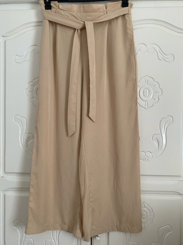 Pantalon large camel taille haute avec noeud