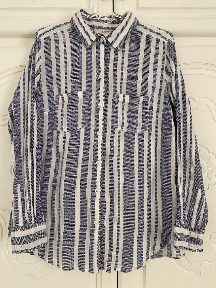 Chemise à reillures bleu clair 
