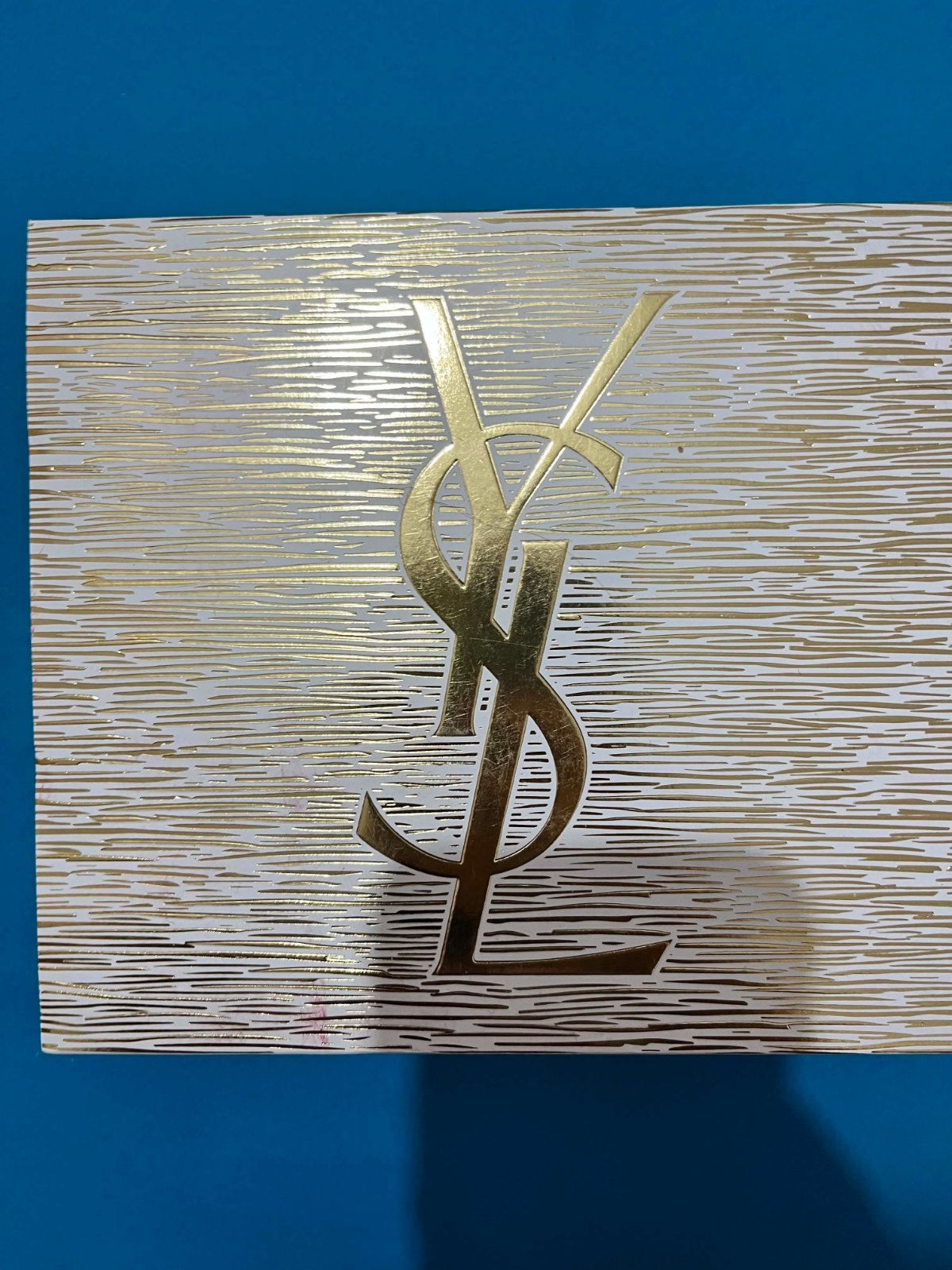 Parfum Yves Laurent libre authentique avec code a barre