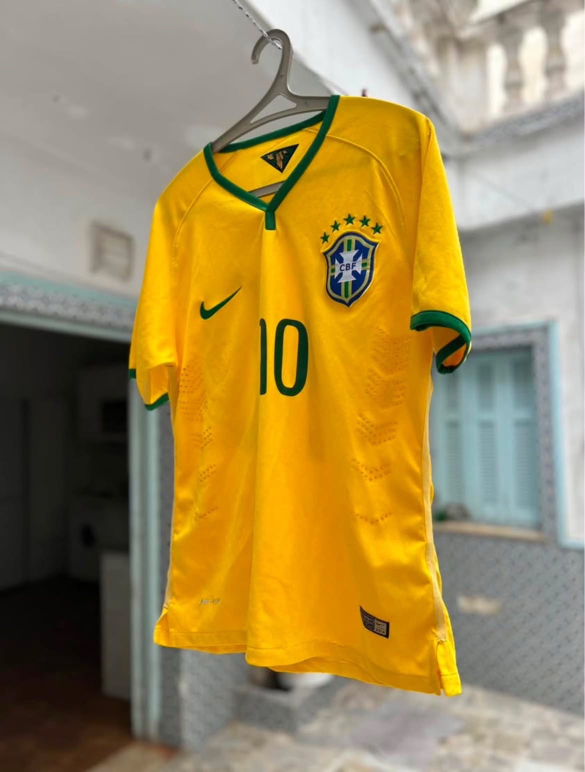 Pull brésil original taille s 🇧🇷