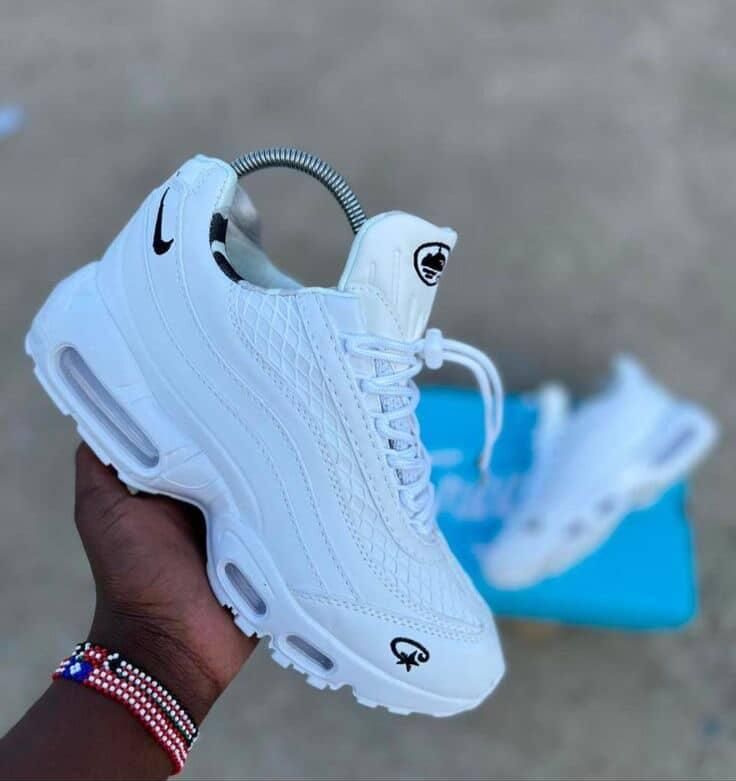 Sbedri nike cortez 95