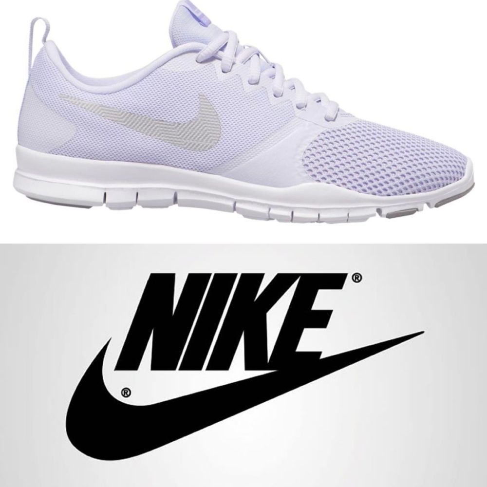NIKE FLEX ESSENTIAL