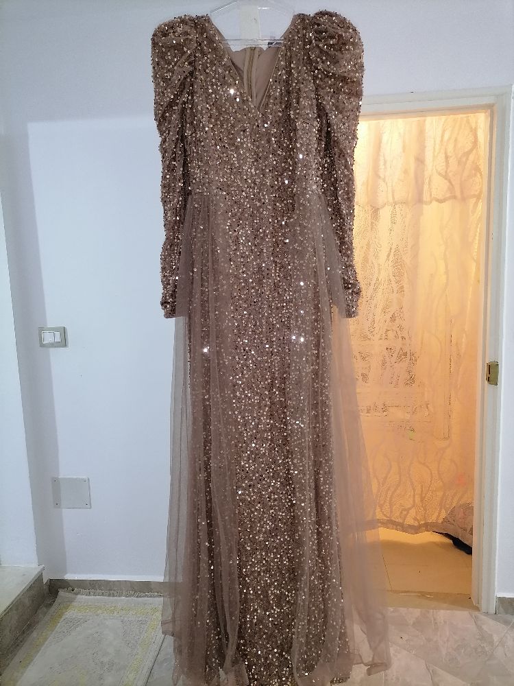Robe soirée jamais porté taille L