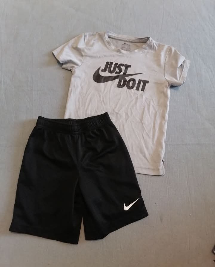 Tenue nike 