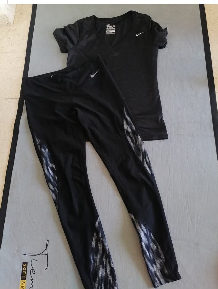 Tenue nike authentique 