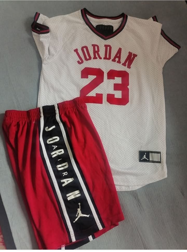 Tenue jordan authentique 
