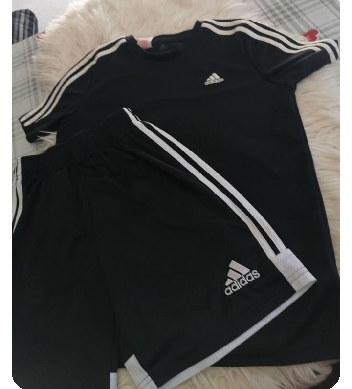 Tenue Adidas authentique 