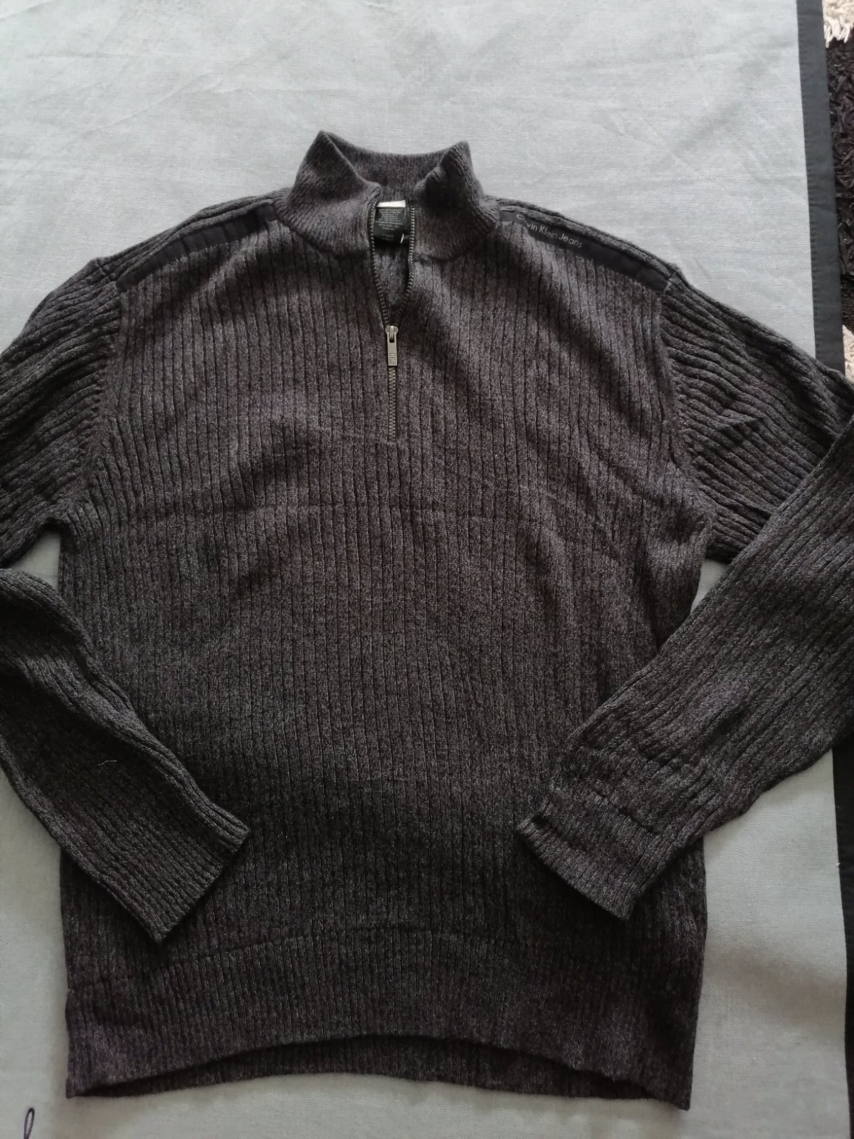 Pull calvin klein authentique 