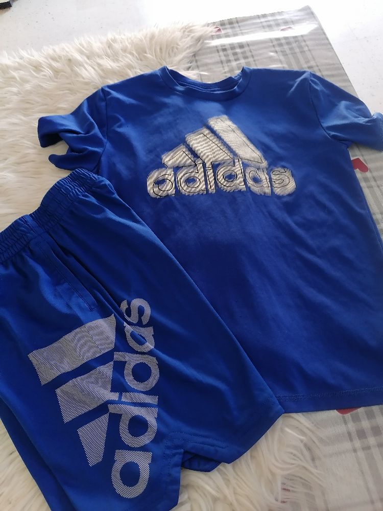 Tenue Adidas authentique 