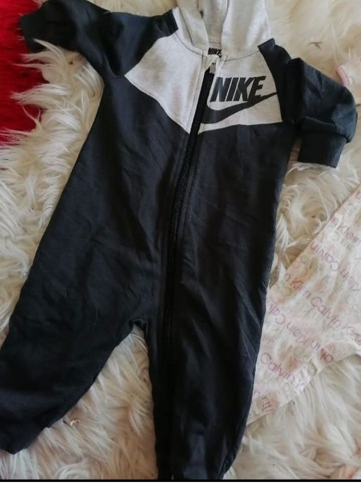 Combi nike authentique 