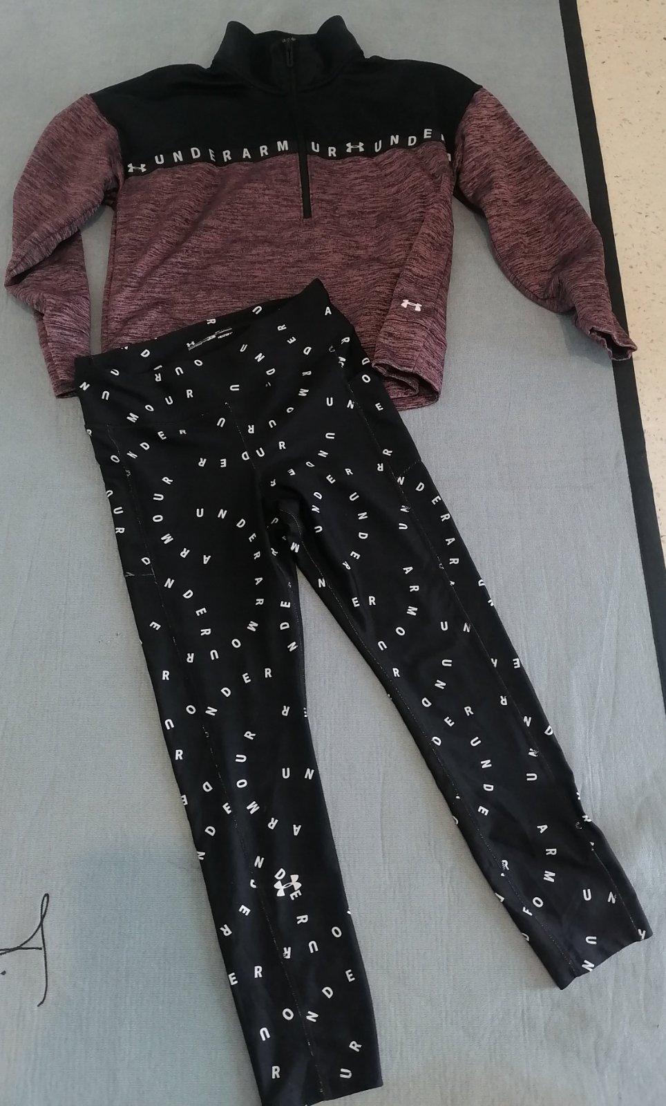 Tenue under 