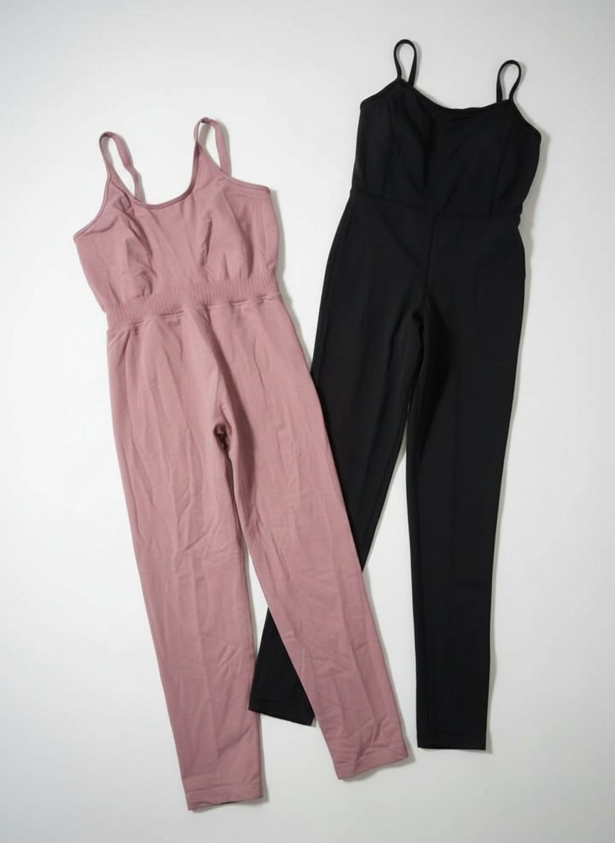 2 combi femme noir  S l'autre M exellent etat  