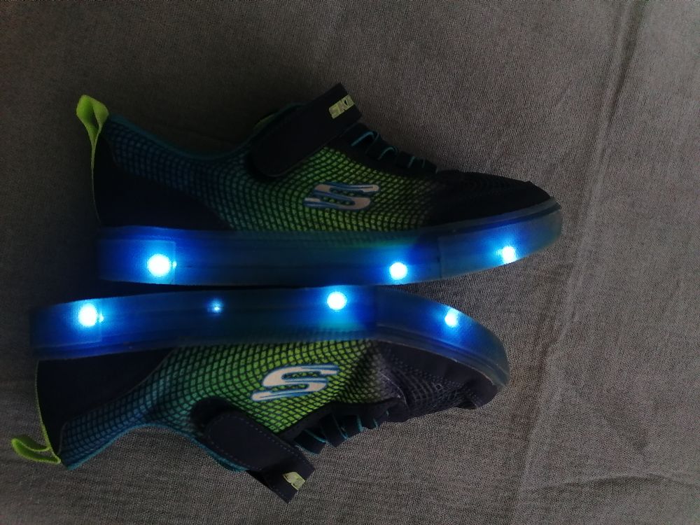 Skechers lumineuses 