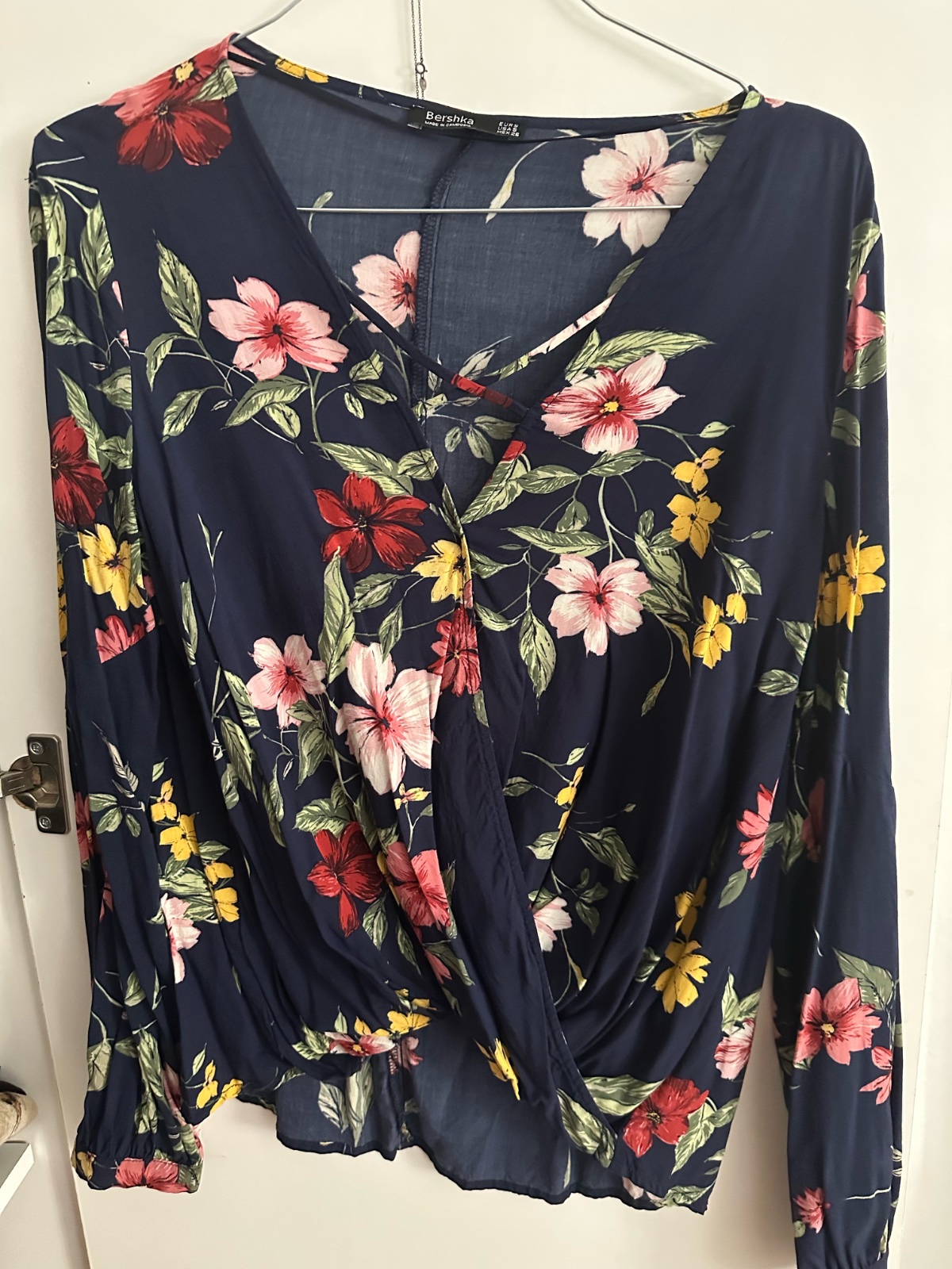Chemise Bershka à fleur