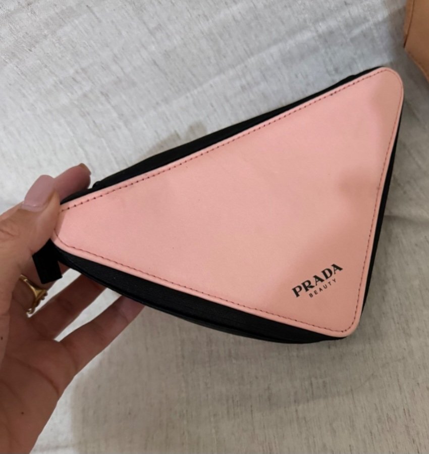 Une pepite 💕💕💕avec dust bag prada 