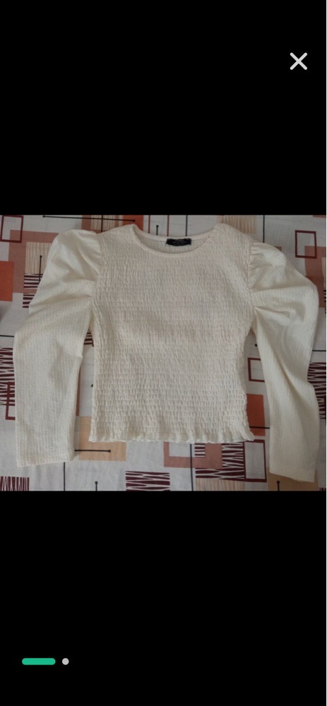 Pull manches bouffantes