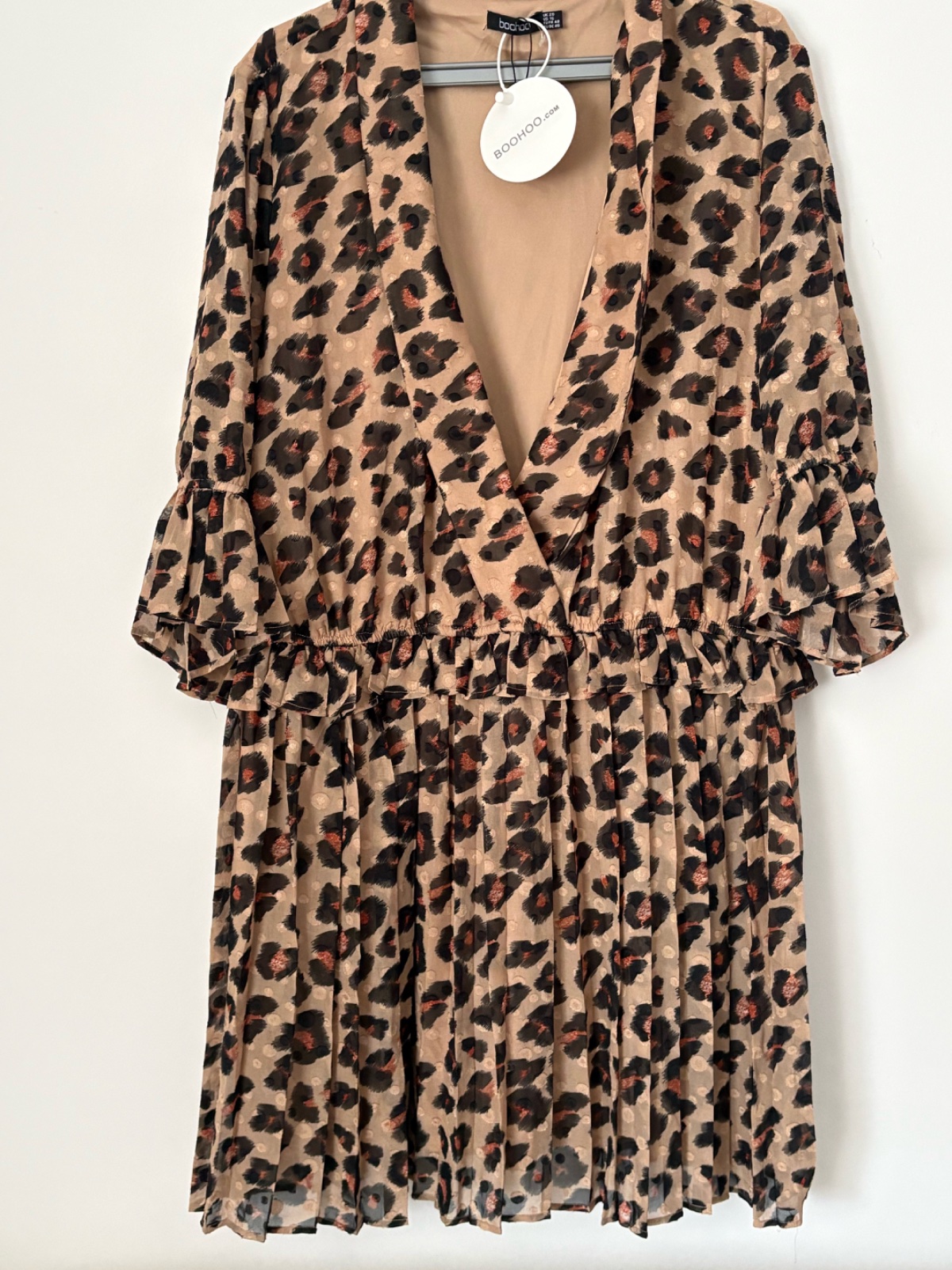 Robe Courte Plissée Léopard - État Neuf avec Étiquette