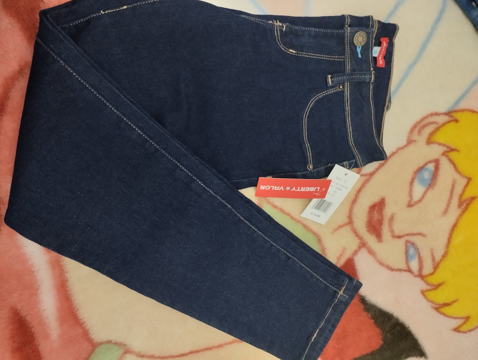 Skinny pants neuf jamais porté avec étiquette 