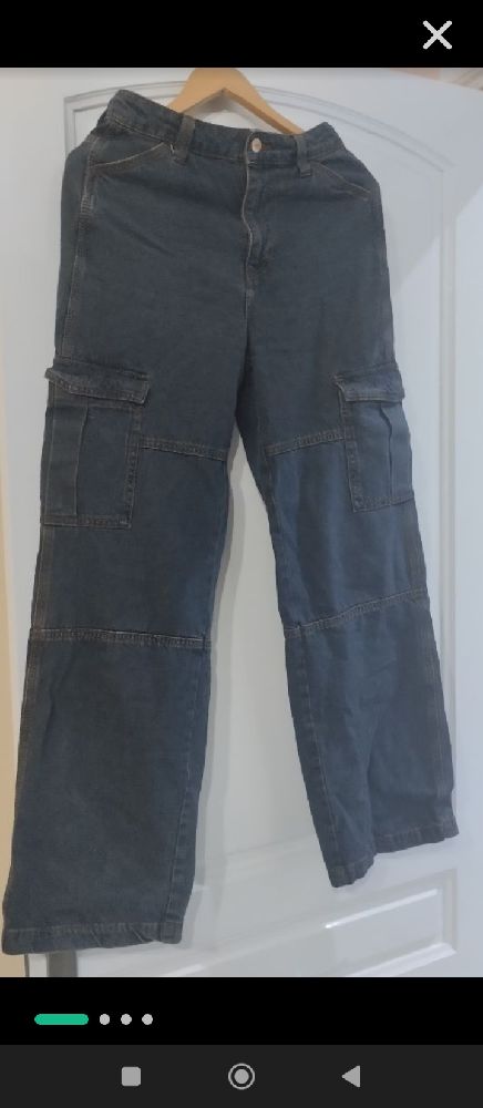 Wide leg cargo pants 