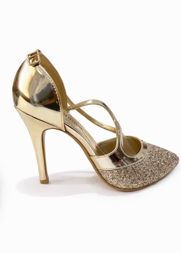 Escarpins à talons à bride en T