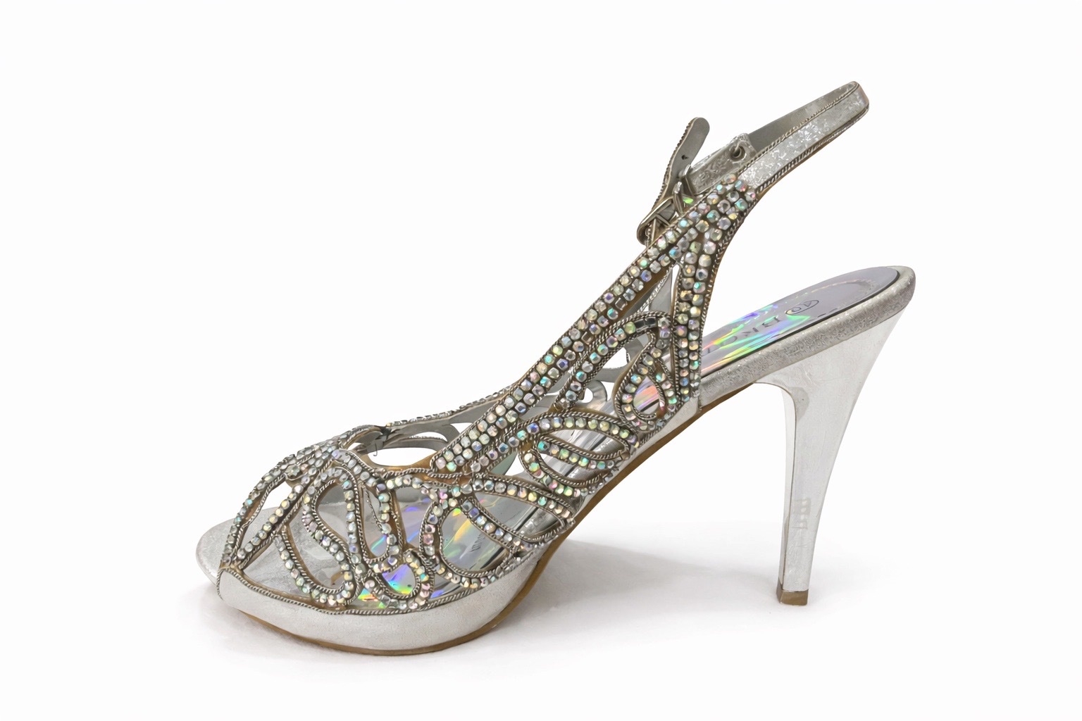 Sandales à talons argentées avec strass