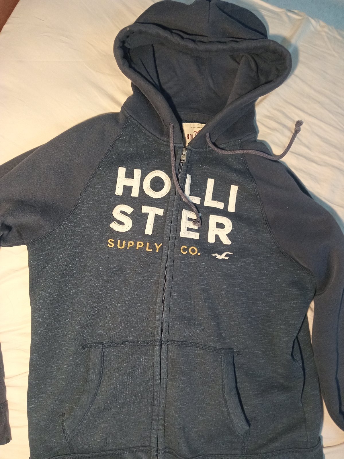 Gillet hollister