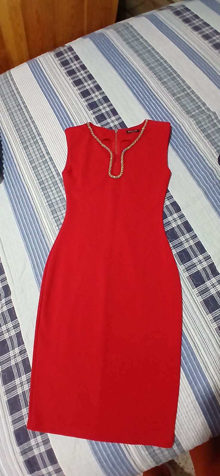 Robe rouge soirée ajustée