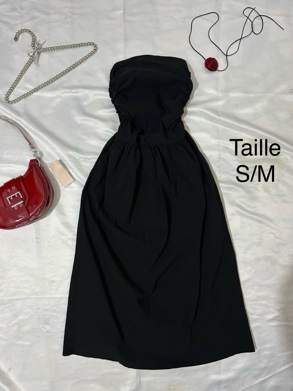 Robe noir