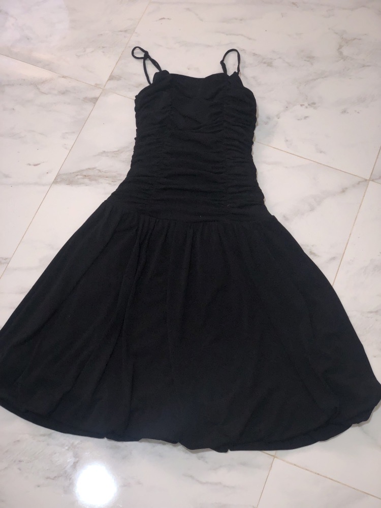 Robe noir