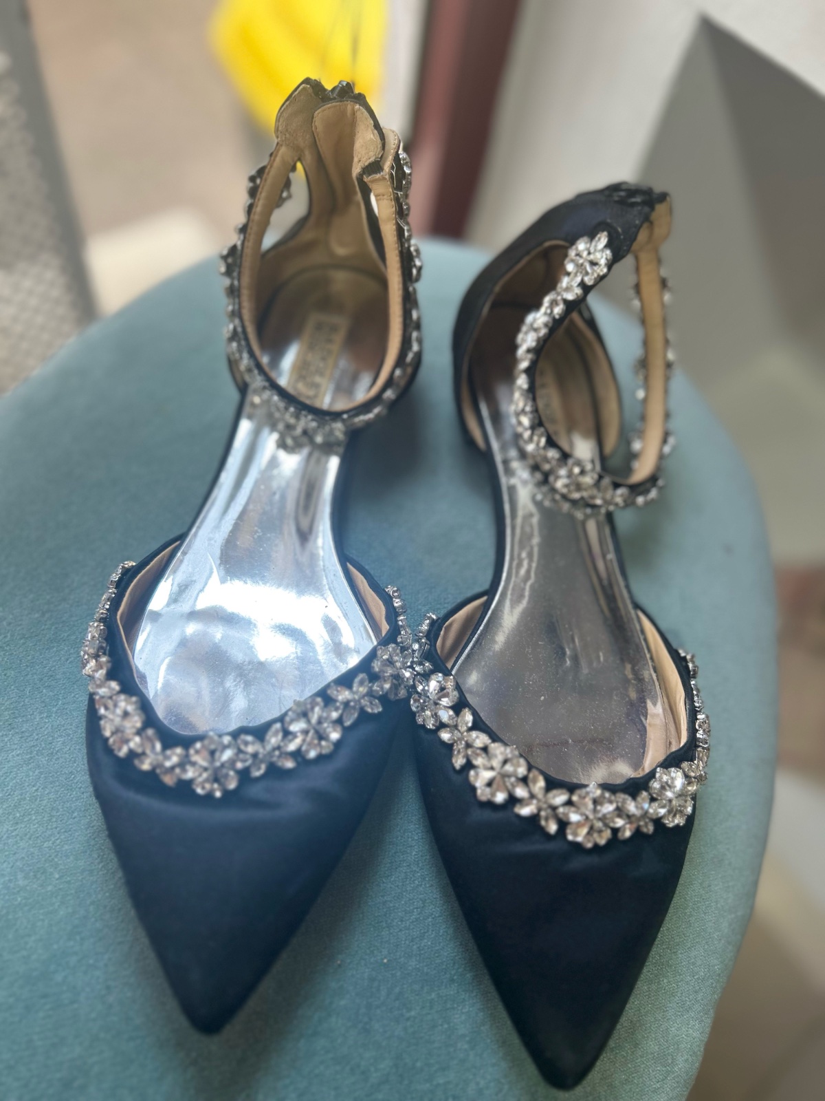 Chaussures p'ates elegantes de la marque Badley Mischka