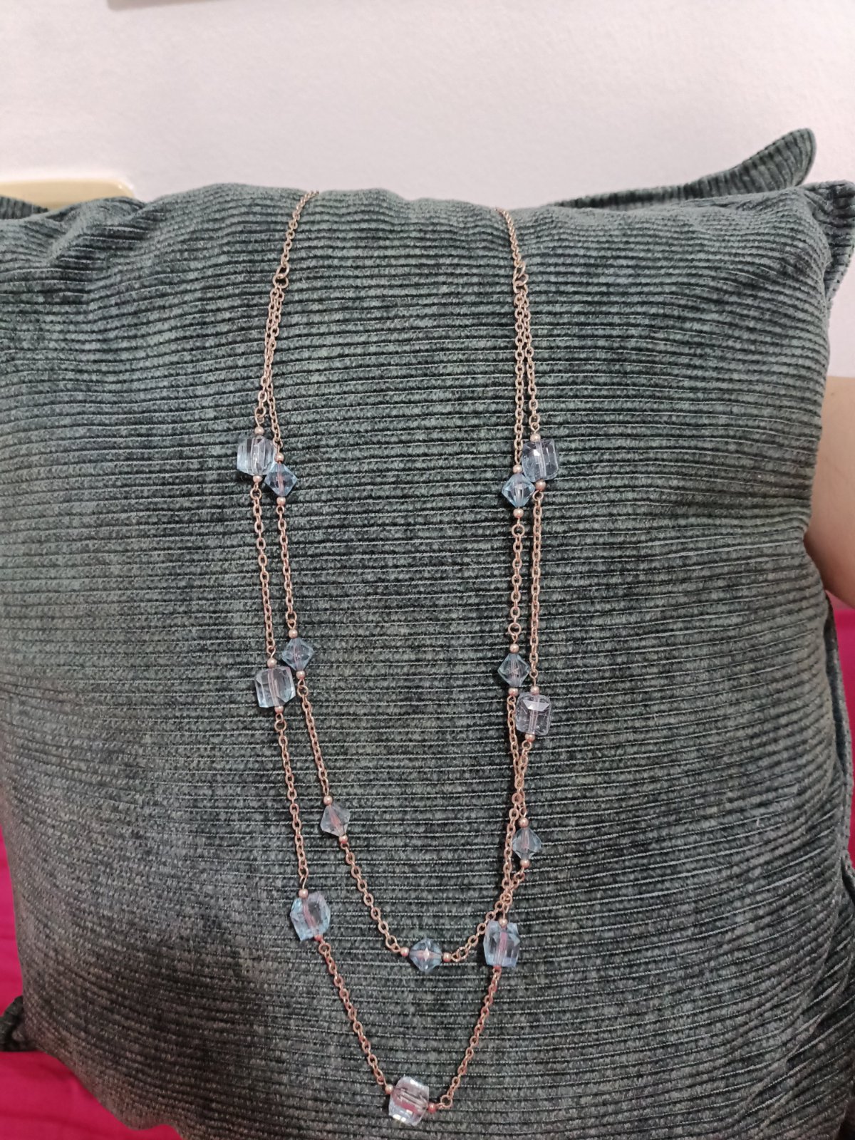 Collier avec crostal