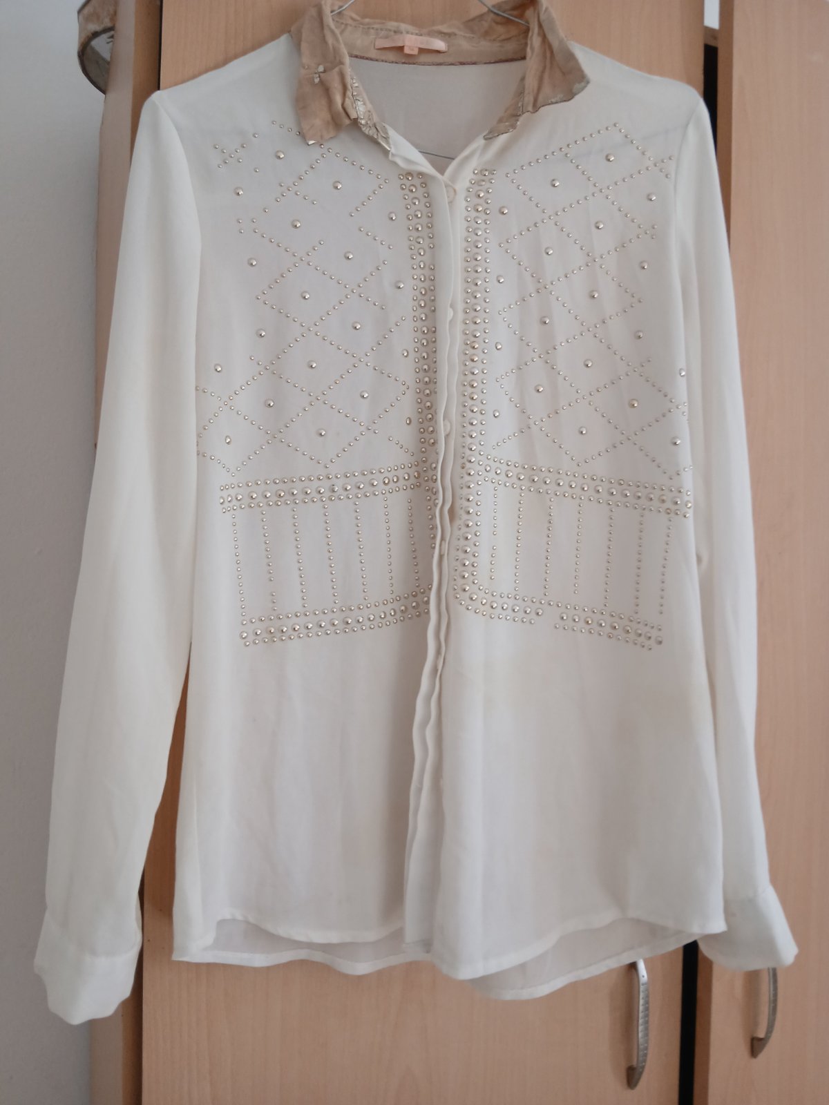 Chemise